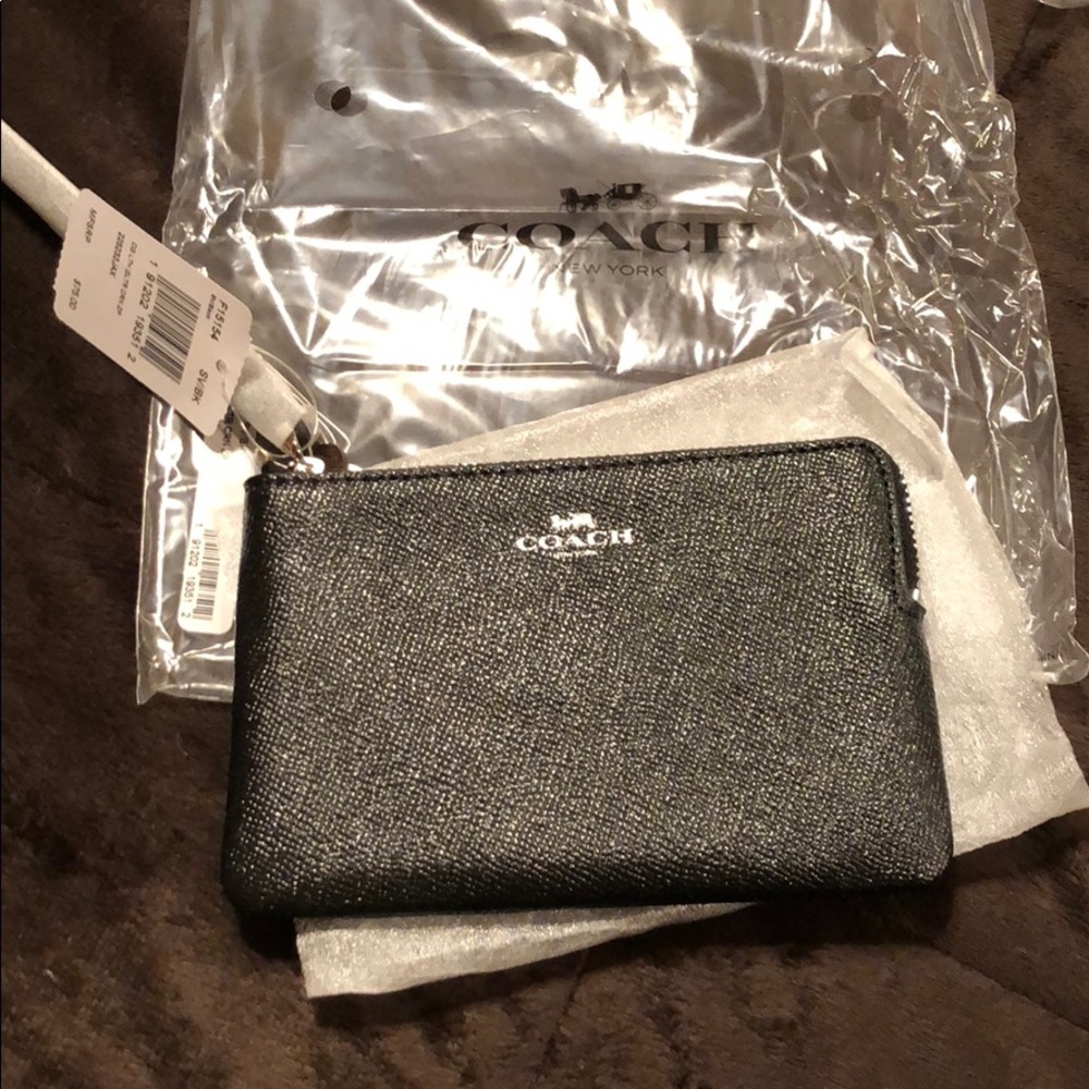 NWT Coach Glittery Black Wristlet 😍
